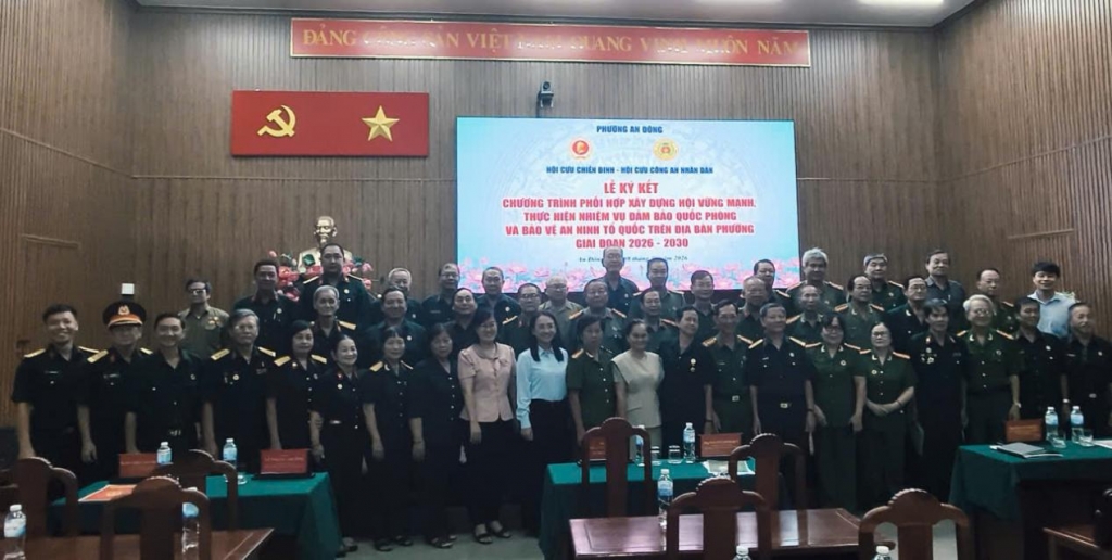 TP.HCM: Ký kết chương trình phối hợp giữa Hội Cựu Chiến binh và Hội Cựu CAND phường An Đông