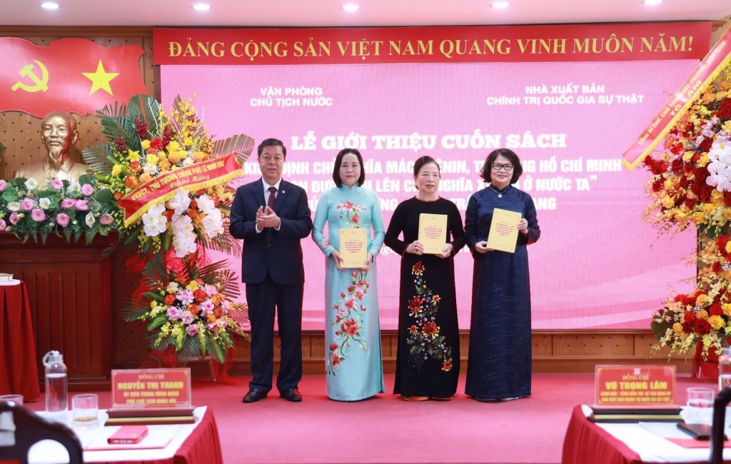 Giới thiệu cuốn sách của nguyên Chủ tịch nước Trần Đại Quang