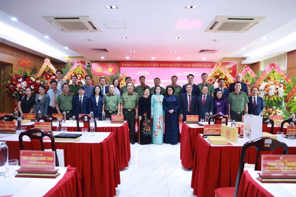 Giới thiệu cuốn sách của nguyên Chủ tịch nước Trần Đại Quang