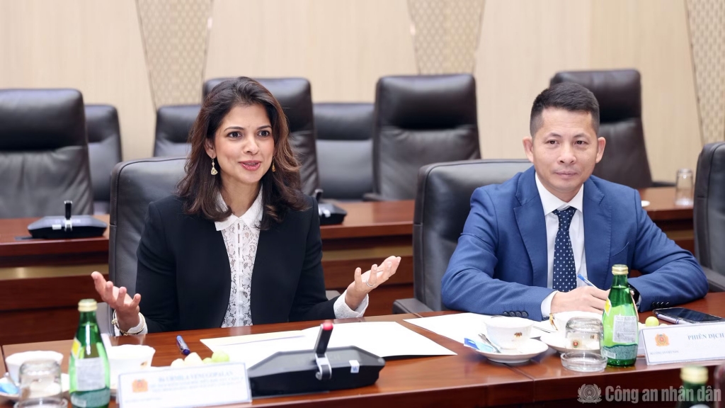 Tăng cường hợp tác bảo vệ bản quyền số, phát triển điện ảnh Công an nhân dân