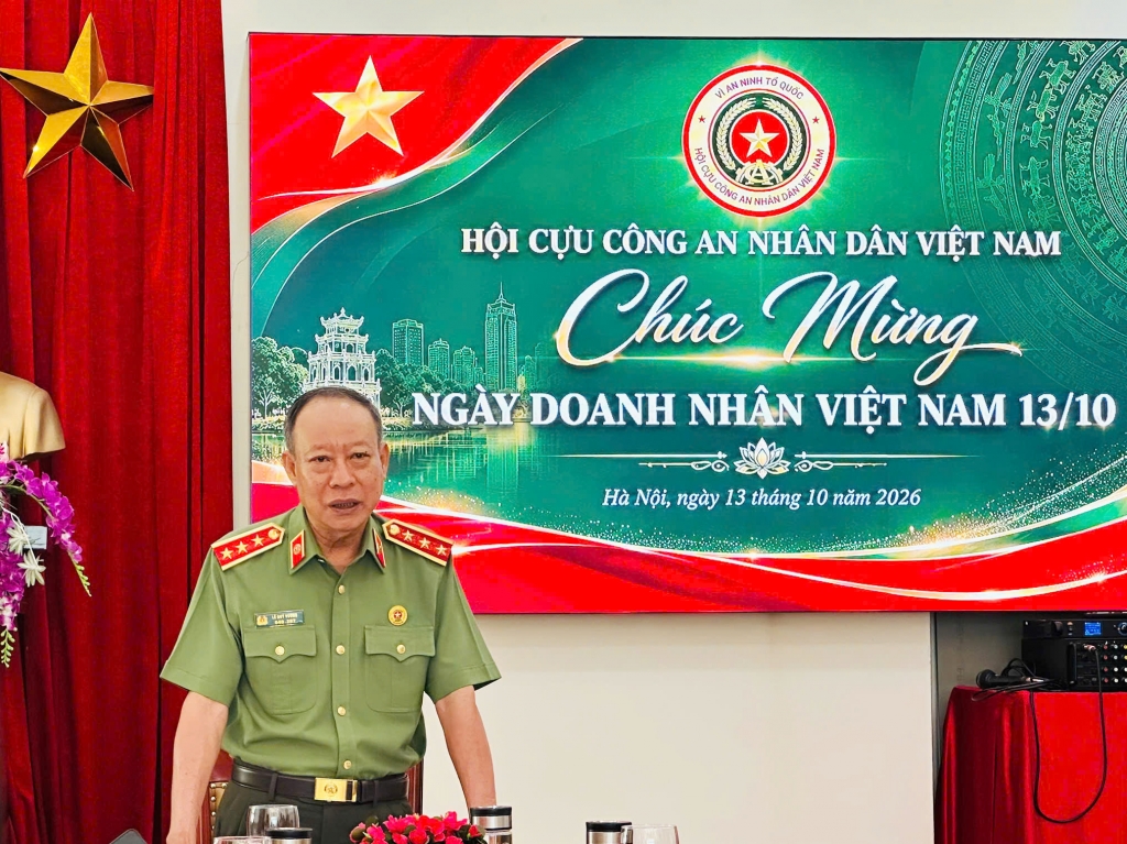 Hội Cựu CAND Việt Nam gặp mặt, chúc mừng Ngày Doanh nhân Việt Nam 13/10