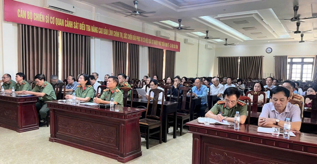 Ninh Bình: Hội Cựu CAND phường Phủ Lý tập huấn công tác phổ biến, tuyên truyền pháp luật về ANTT