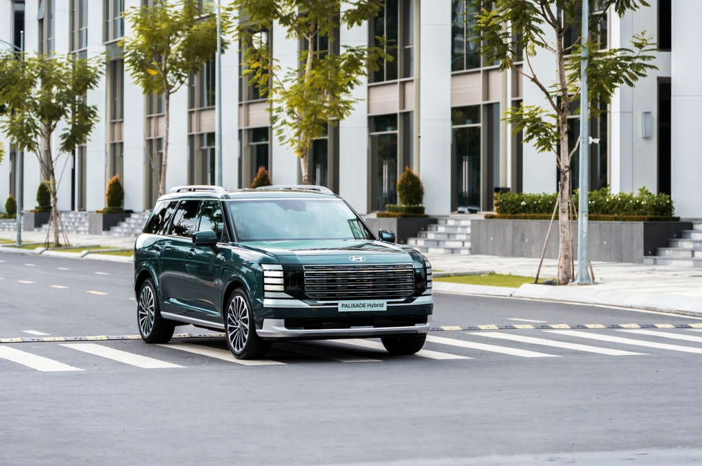 Hyundai Palisade Hybrid hoàn toàn mới chốt giá từ 1,49 tỷ đồng tại Việt Nam