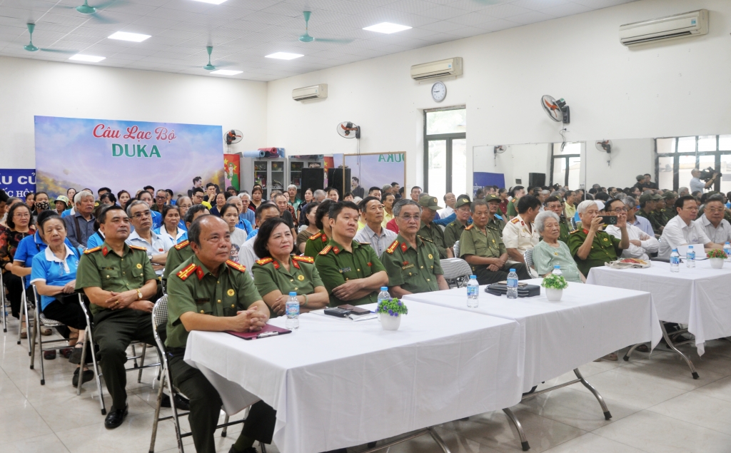 Đưa kỹ năng PCCC đến từng khu dân cư: Mô hình phối hợp hiệu quả tại Chi hội Cựu CAND 45 và 50 phường Thanh Xuân
