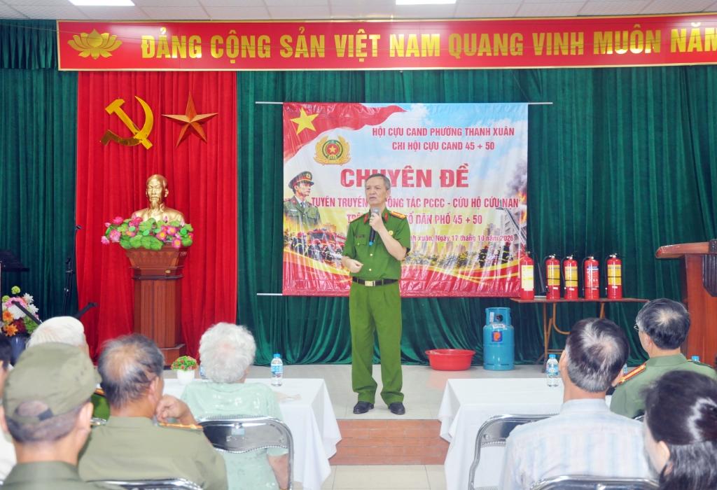Đưa kỹ năng PCCC đến từng khu dân cư: Mô hình phối hợp hiệu quả tại Chi hội Cựu CAND 45 và 50 phường Thanh Xuân