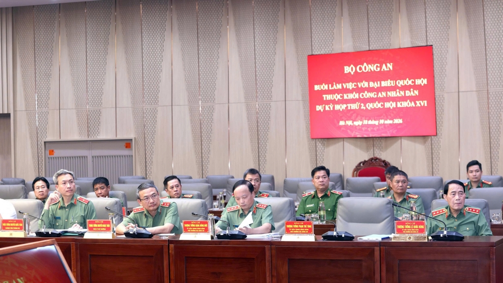 Phát huy vai trò đại biểu Quốc hội khối Công an nhân dân