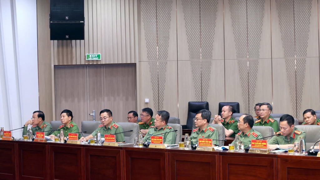 Phát huy vai trò đại biểu Quốc hội khối Công an nhân dân