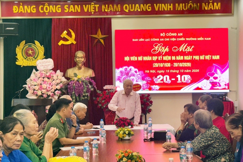 Ban Liên lạc Công an Chi viện chiến trường Miền Nam gặp mặt kỷ niệm 96 năm Ngày Phụ nữ Việt Nam