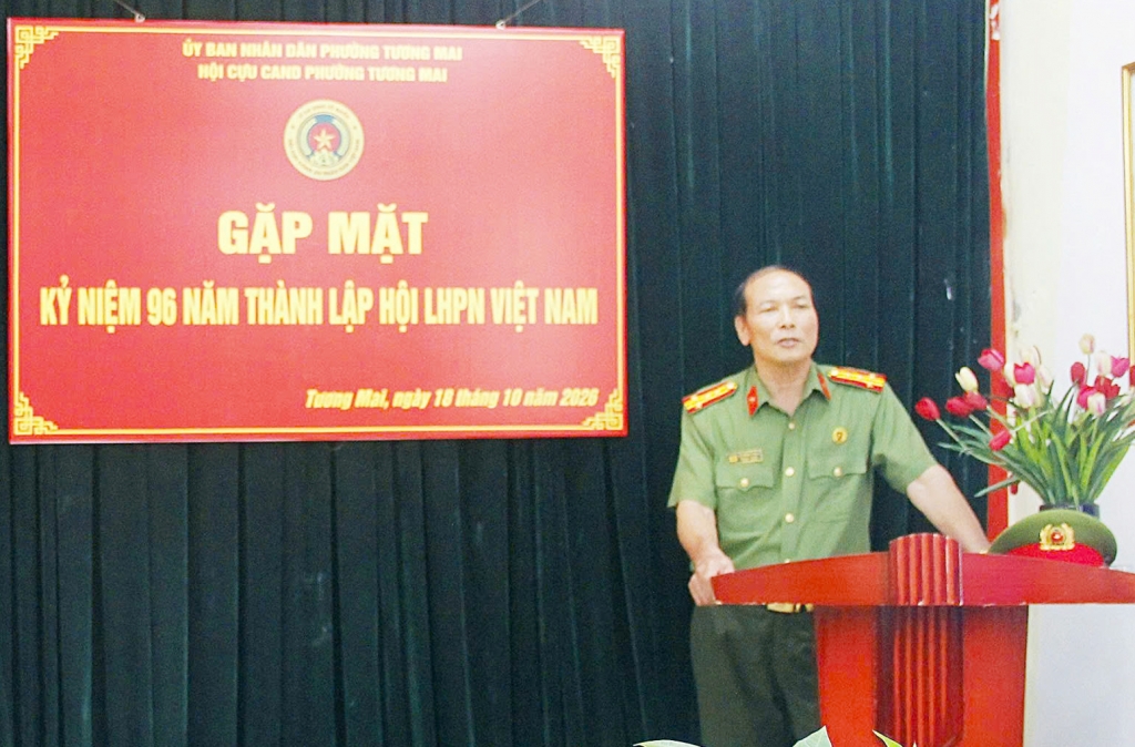 Hà Nội: Hội Cựu CAND phường Tương Mai gặp mặt nữ hội viên nhân Ngày Phụ nữ Việt Nam 20/10