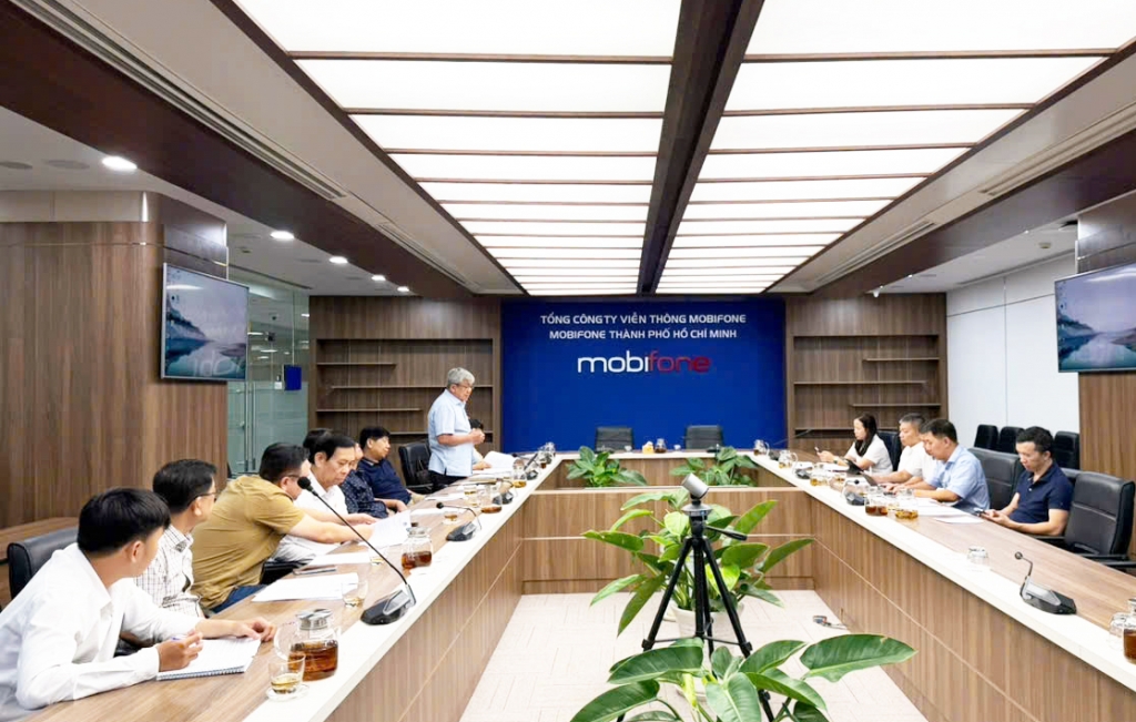 Thúc đẩy hợp tác giữa CLB Doanh nghiệp Cựu CAND Thành phố và Chi nhánh MobiFone TP.HCM.