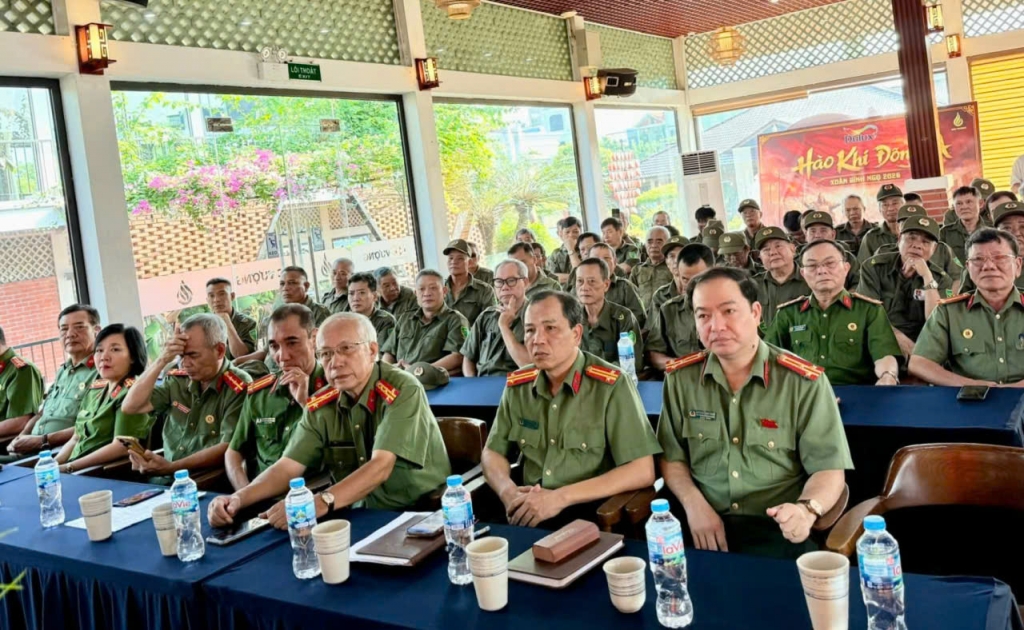 Ninh Bình: Hội Cựu CAND phường Nam Định tuyên truyên, phổ biến, giáo dục pháp luật về an ninh, trật tự ở cơ sở