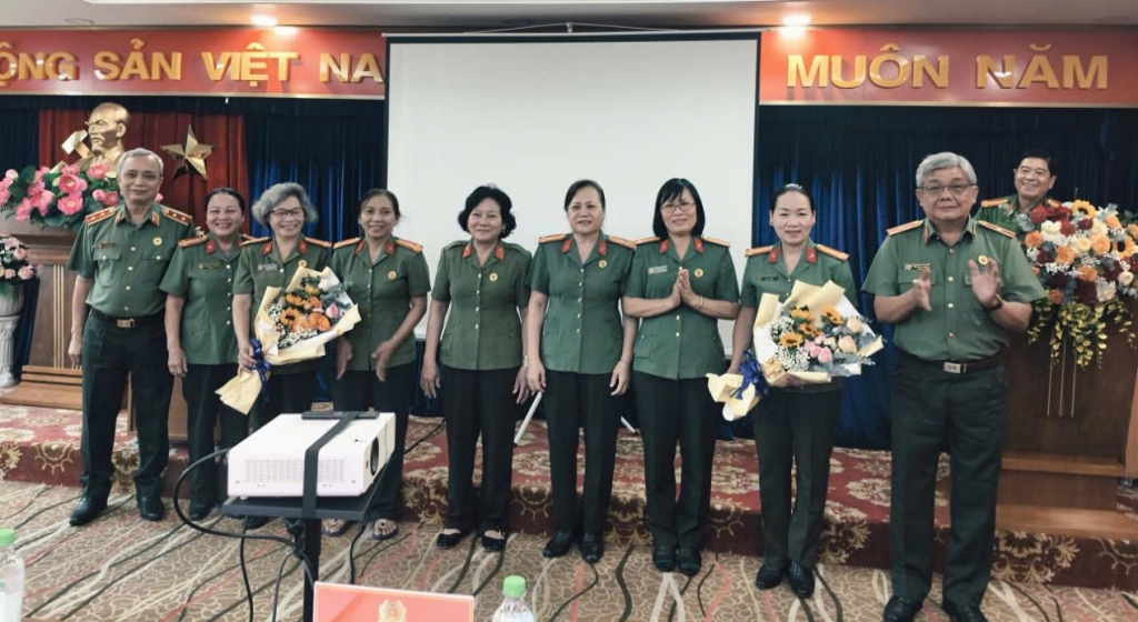 Hội Cựu CAND TP.HCM: Tăng cường phối hợp giữ gìn ANTT và đẩy mạnh phong trào thi đua quý 4/2026 Hội Cựu CAND TP.HCM: Tăng cường phối hợp giữ gìn ANTT và đẩy mạnh phong trào thi đua quý 4/2026
