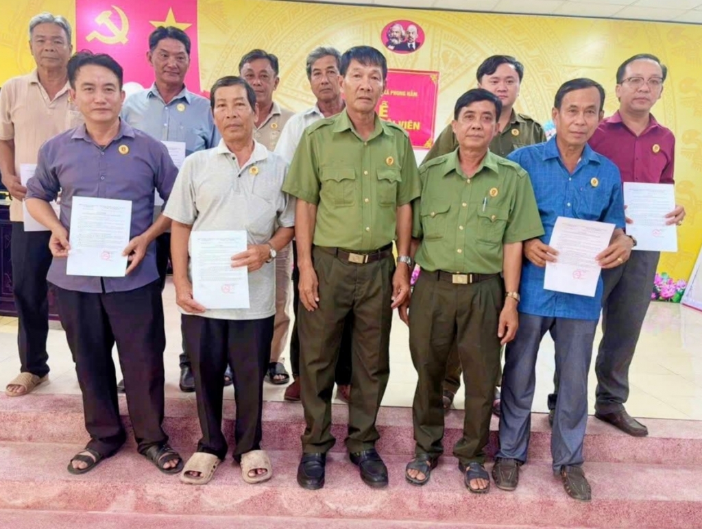 Cần Thơ: Hội Cựu CAND xã Phong Nẩm chú trọng công tác phát triển hội viên