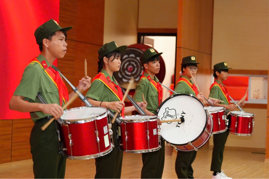 Công an TP.HCM đồng hành, chăm lo toàn diện cho học sinh Trường Văn hóa CAND V