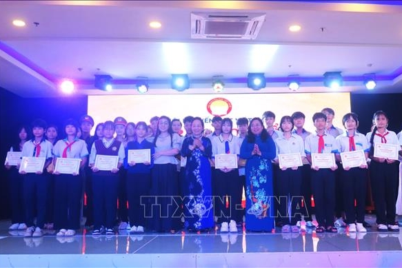 Lan tỏa tinh thần "Học không bao giờ cùng"