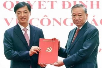 Bộ Chính trị điều động, phân công, chỉ định đồng chí Nguyễn Duy Ngọc giữ chức Bí thư Thành ủy Hà Nội