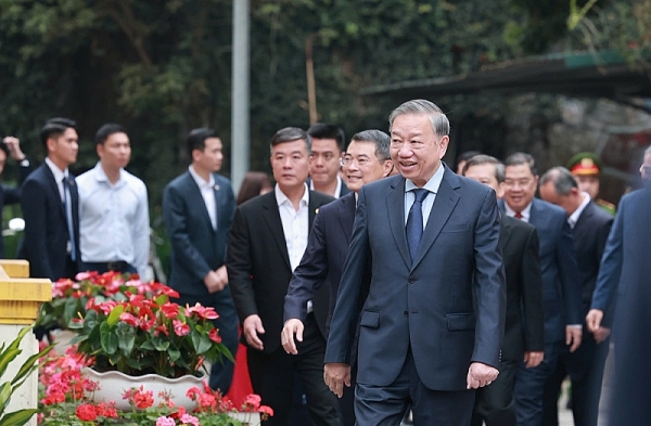 Gần 79 triệu cử tri cả nước dì bầu cử